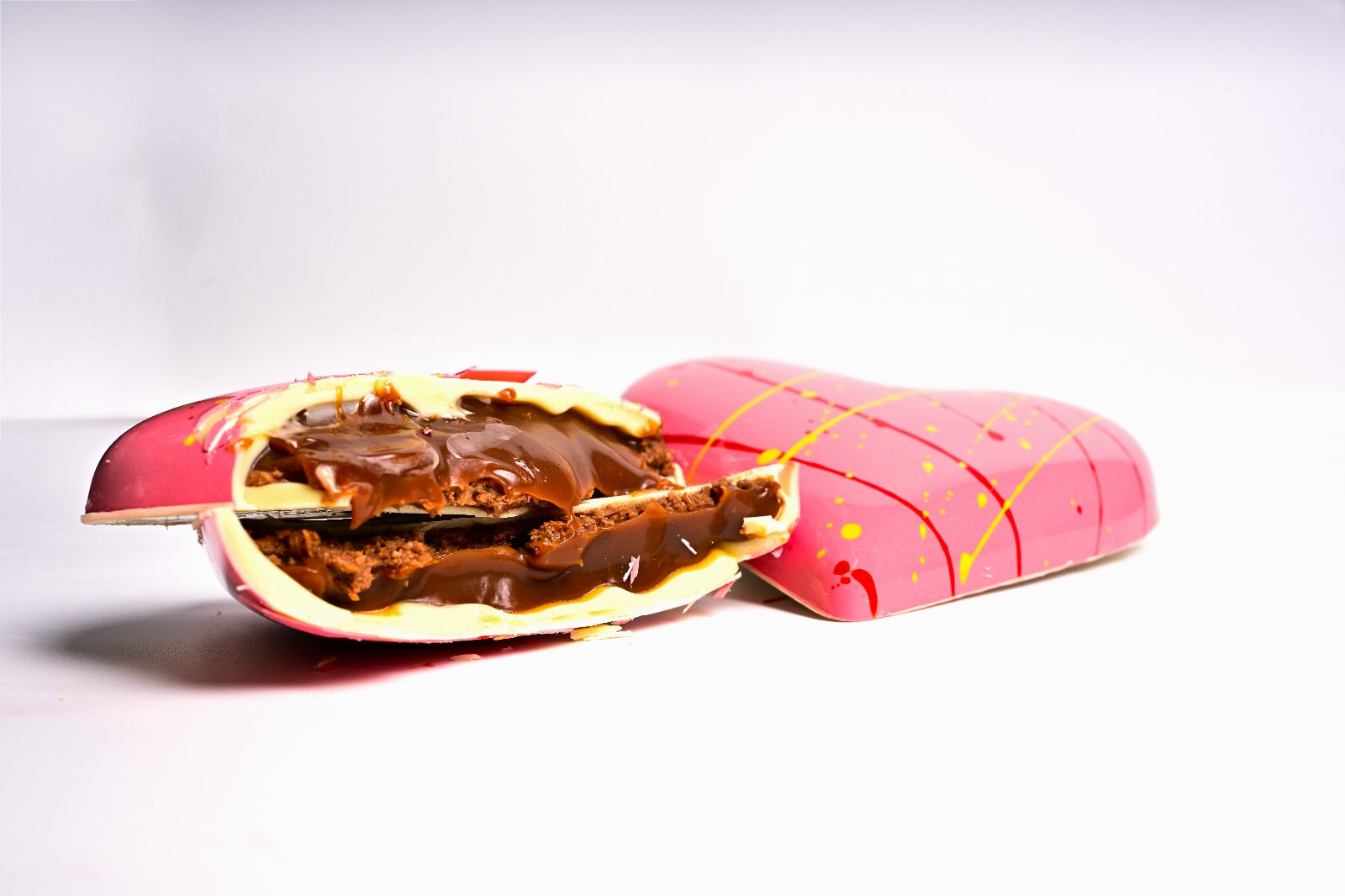 Inima roz Vday ciocolata cu lapte si caramel 200g