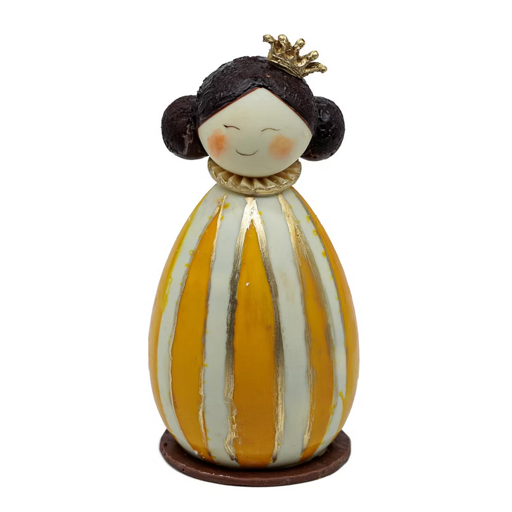 Figurina ciocolata artizanala craiasa zapezii 260g