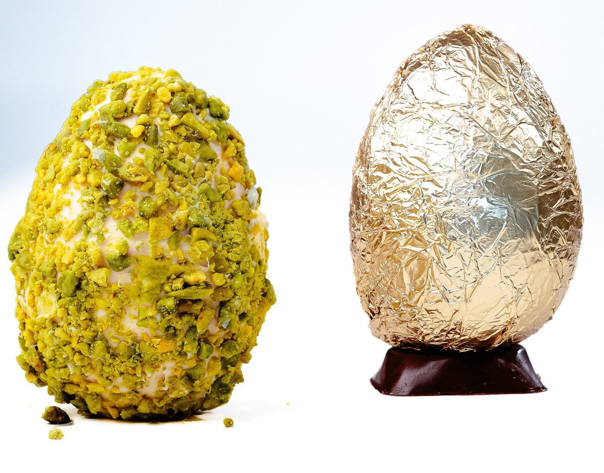 Ou mare din ciocolată cu fistic 200g